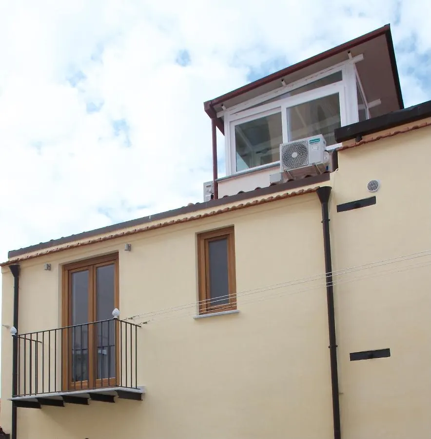 Lo Sguardo Di Artemide Apartman Cefalù 0*,